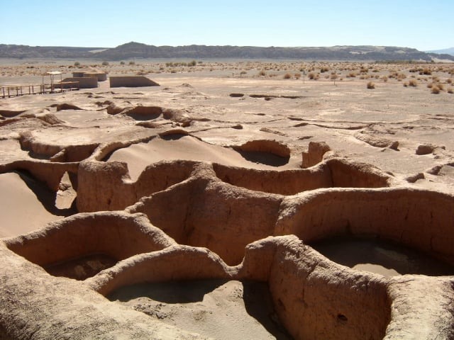 Circular mud enclosures of Aldea de Tulor