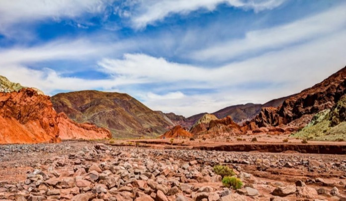 Colorful hills of Valle del Arcoíris (Rainbow Valley)